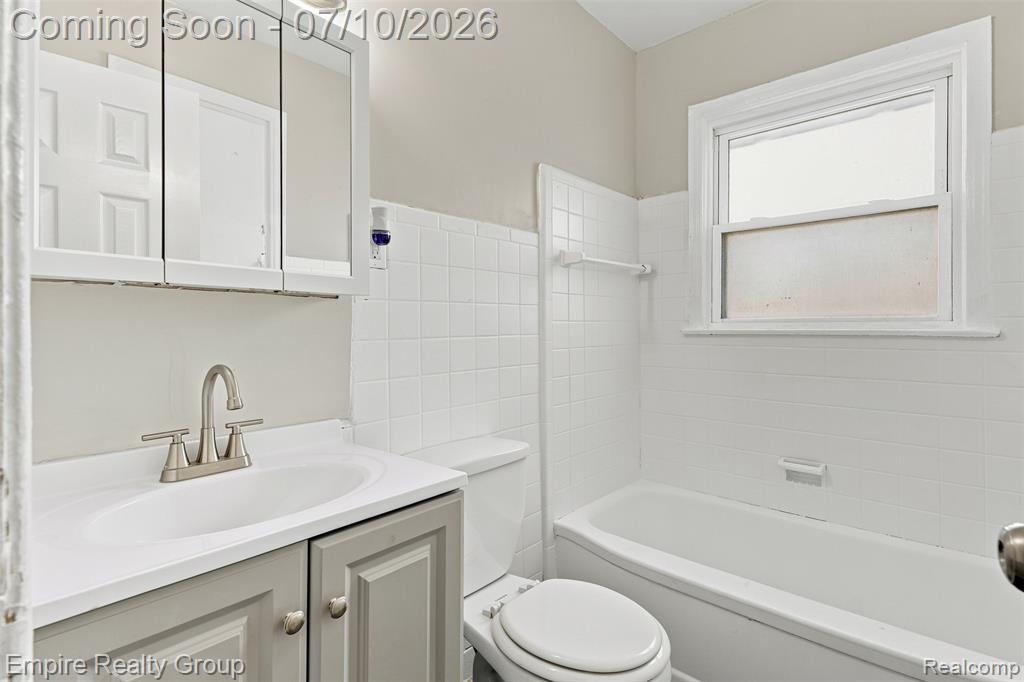 11696 Fielding Street, Detroit, MI 48228 — Photo 13