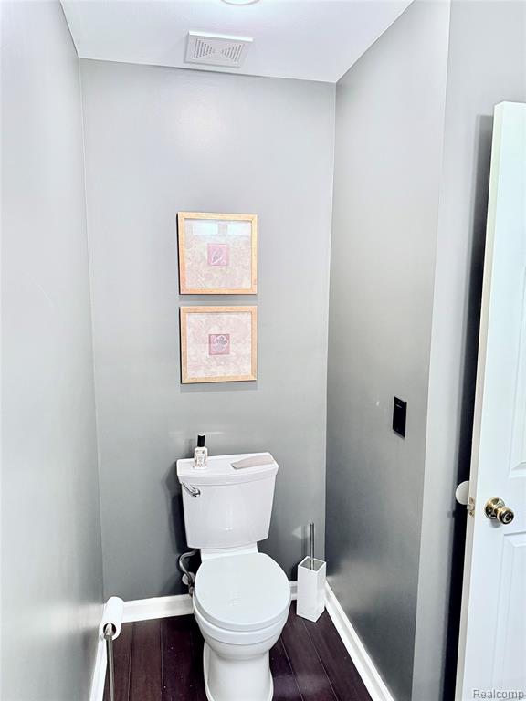 7288 Simsbury Dr. Drive, 24, West Bloomfield, MI — Photo 17