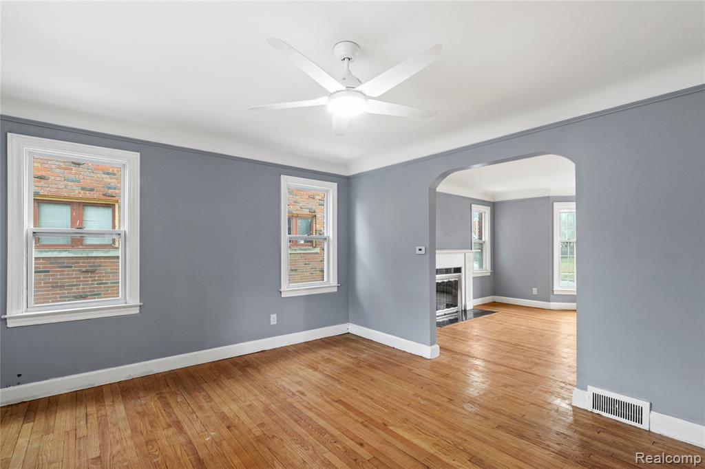 4834 Devonshire Road, Detroit, MI 48224 — Photo 8