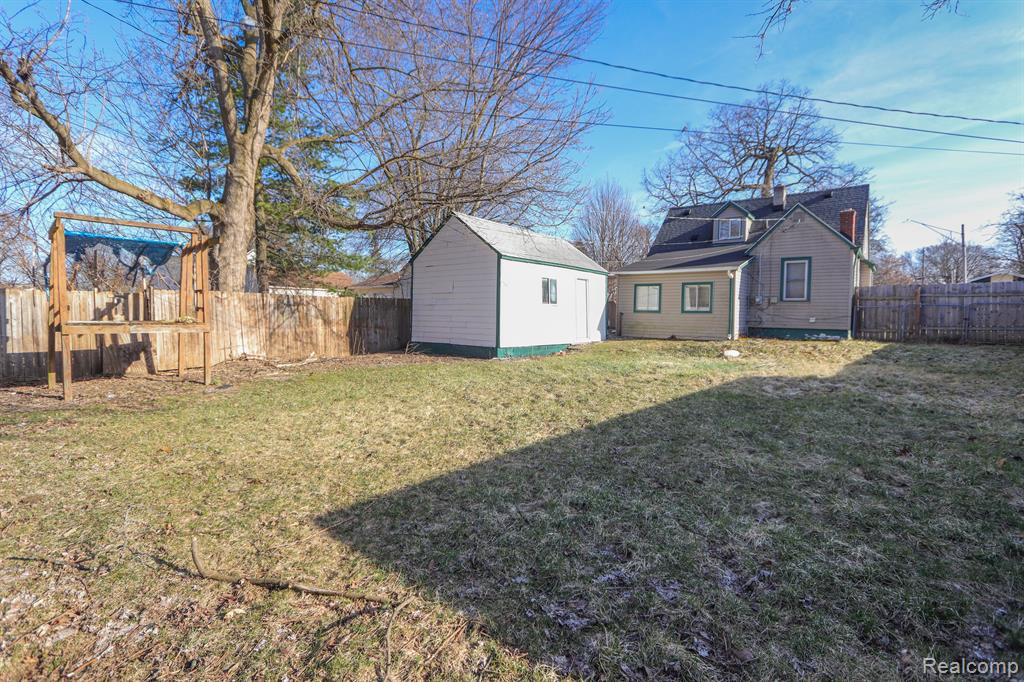 771 2ND Avenue, Pontiac, MI 48340 — Photo 26
