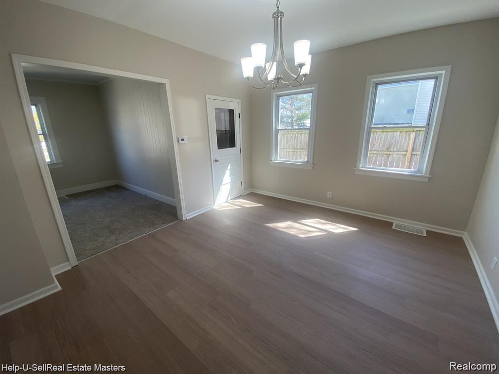 620 GRISWOLD Street, Port Huron, MI 48060 — Photo 7