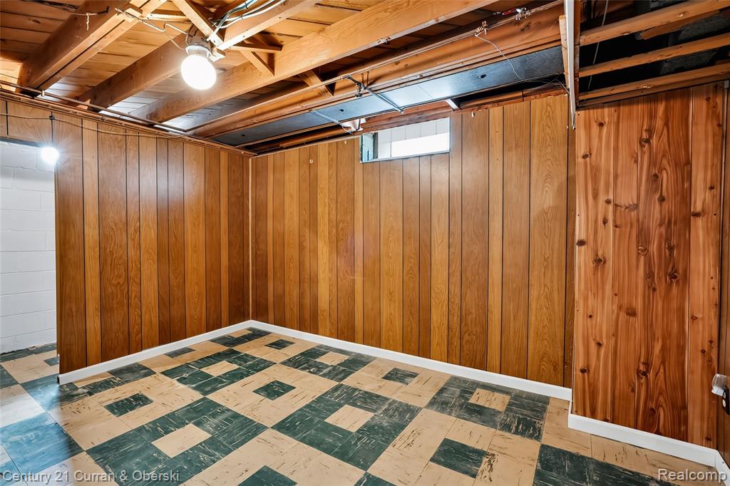 8224 N Evangeline Street, Dearborn Heights, MI 48127 — Photo 28