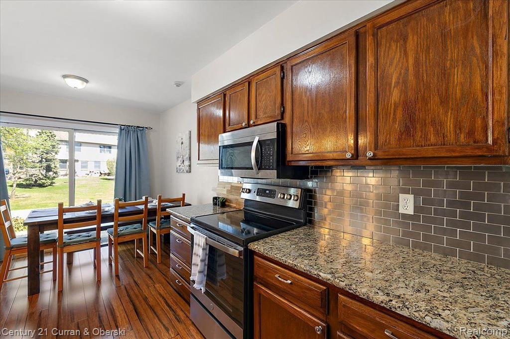 45105 Horseshoe Circle, Canton, MI 48187 — Photo 13