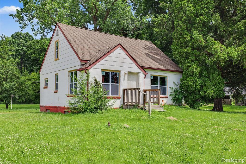 5388 Davison Road, Lapeer, MI 48446 — Photo 21