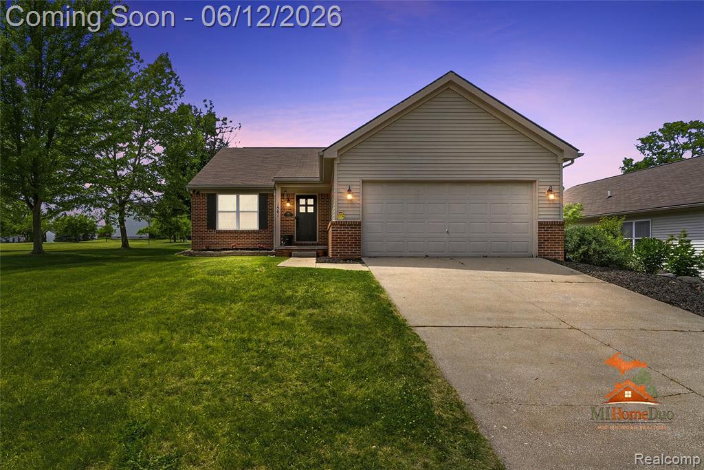1501 Vanderbilt Drive, Flint, MI 48503