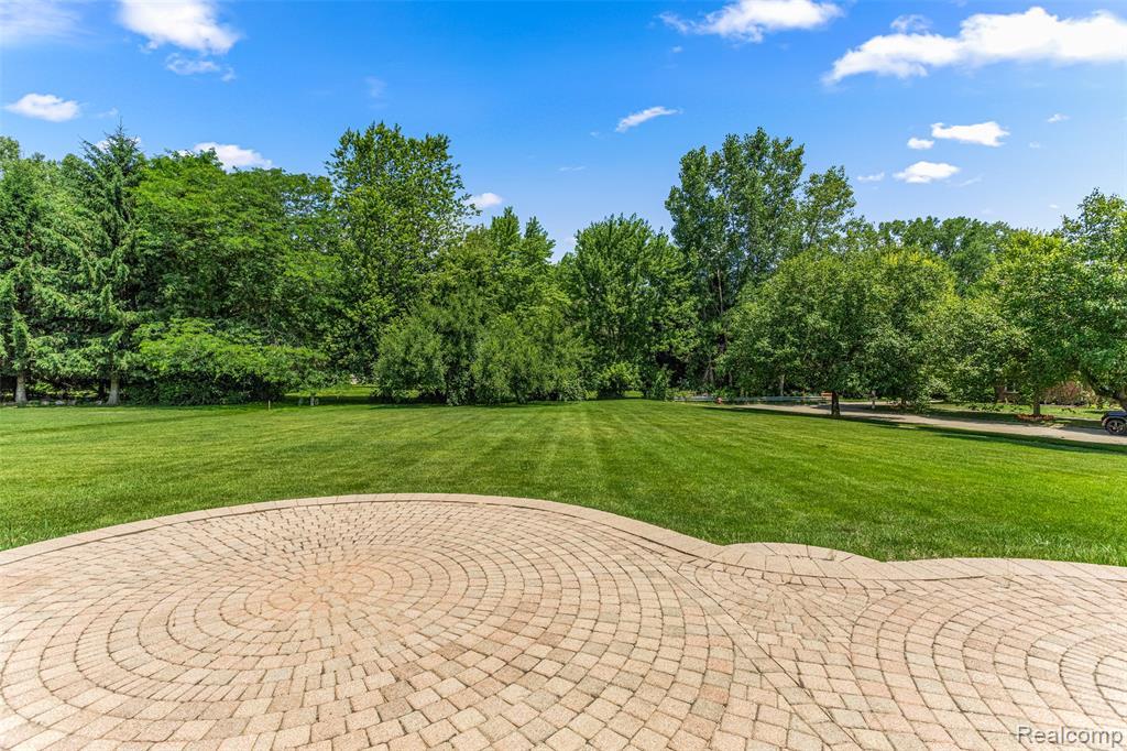 48578 Wildrose Drive, Canton, MI 48187 — Photo 38