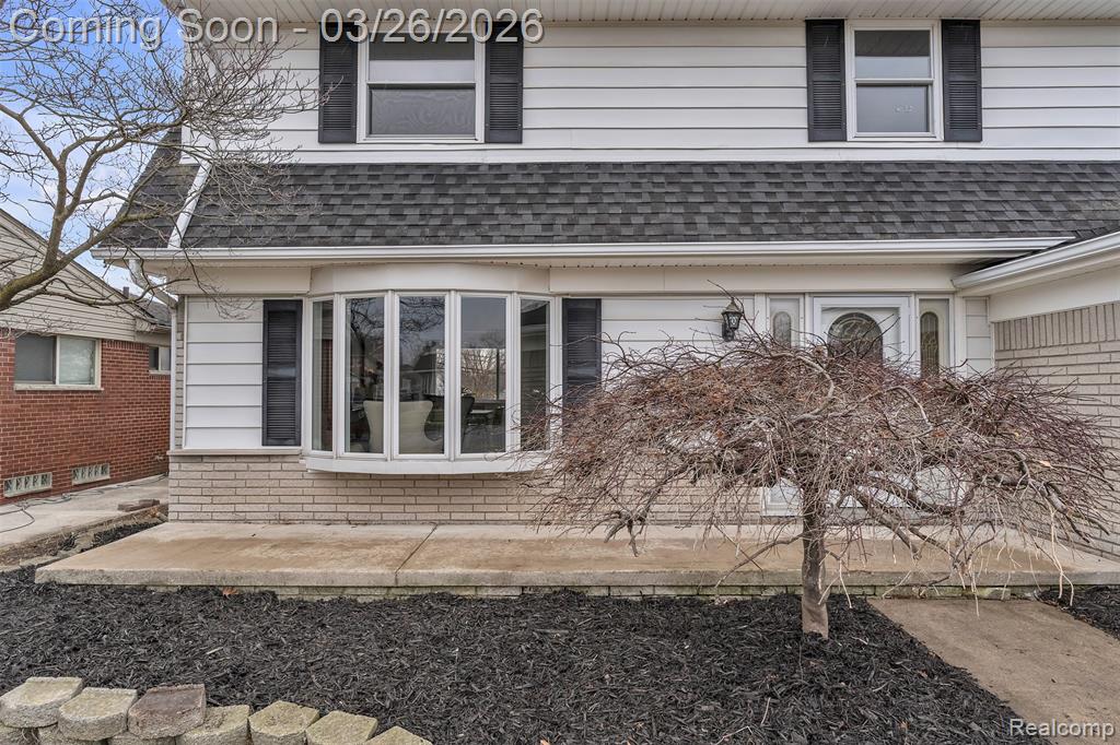 20051 Churchill Avenue, Brownstown, MI 48183 — Photo 5