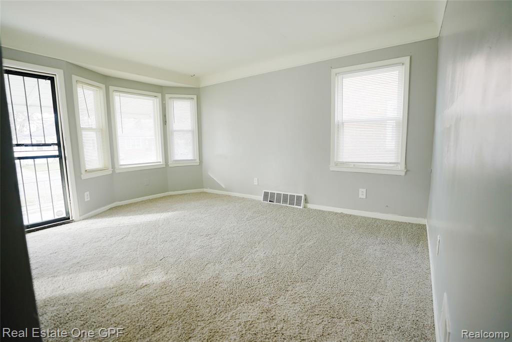 7702 Patton Street, Detroit, MI 48228 — Photo 9