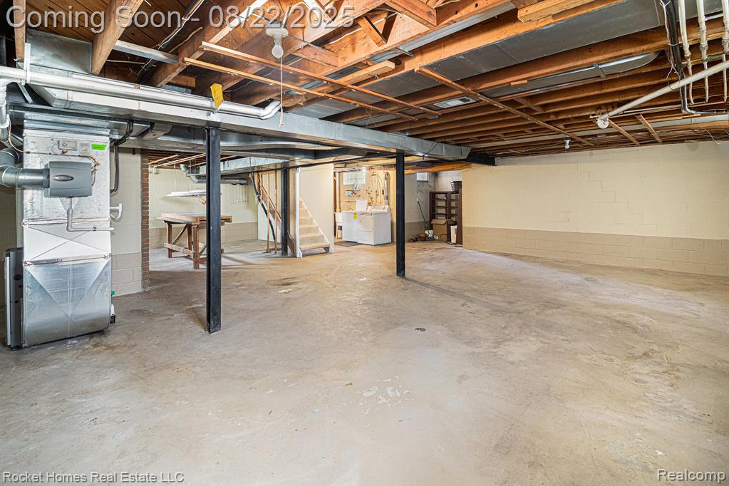 44620 W 11 Mile Road, Novi, MI — Photo 17
