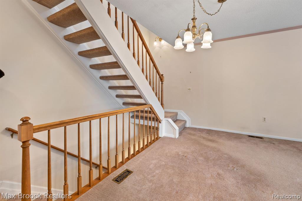 42255 OLD POND Circle, Plymouth, MI 48170 — Photo 8