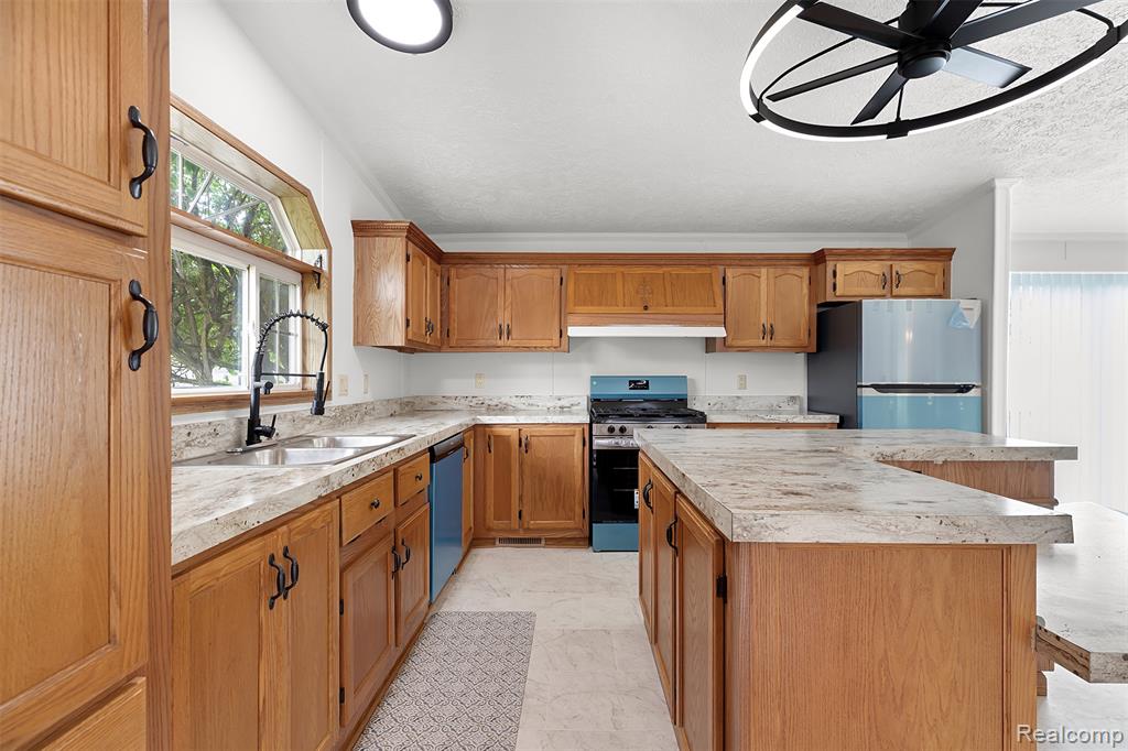 2616 Tim Avenue, Brighton, MI 48114 — Photo 6