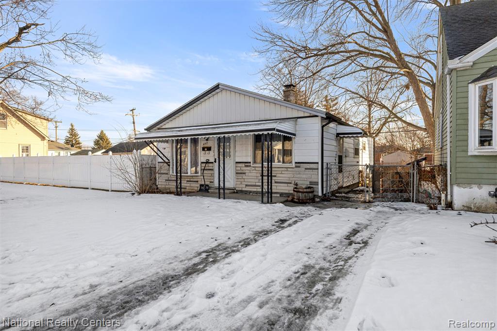 457 Stewart Avenue, Lincoln Park, MI 48146 — Photo 2