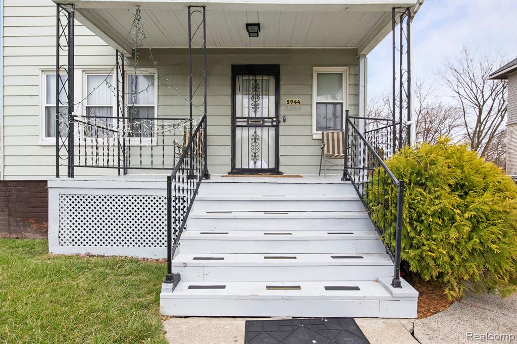 5944 STANTON Street, Detroit, MI 48208 — Photo 8