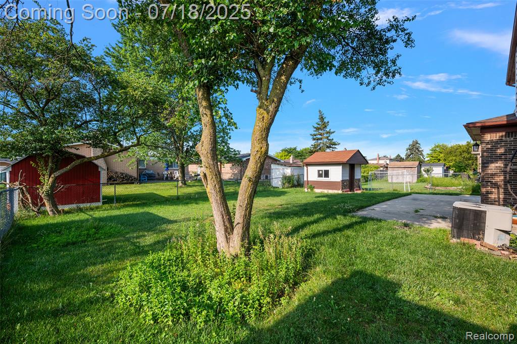 4152 Bloomfield Drive, Sterling Heights, MI 48310 — Photo 61