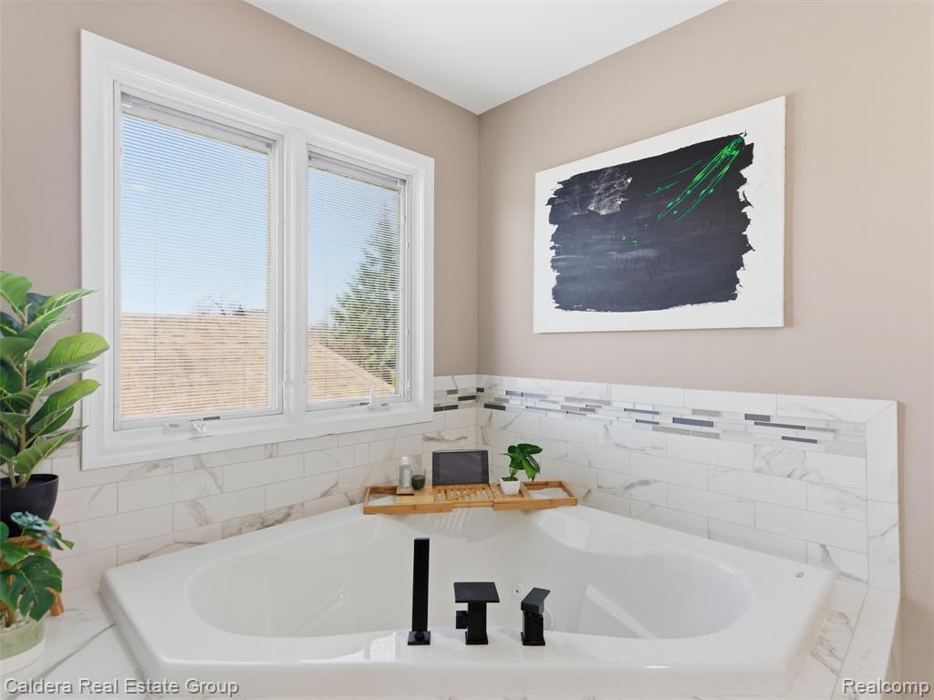 7219 Vista Drive, Shelby Twp, MI 48316 — Photo 48