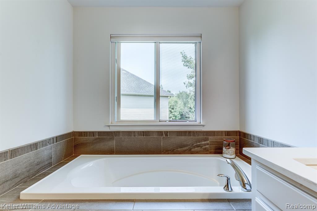124 Shannon Partin Boulevard, South Lyon, MI 48178 — Photo 46