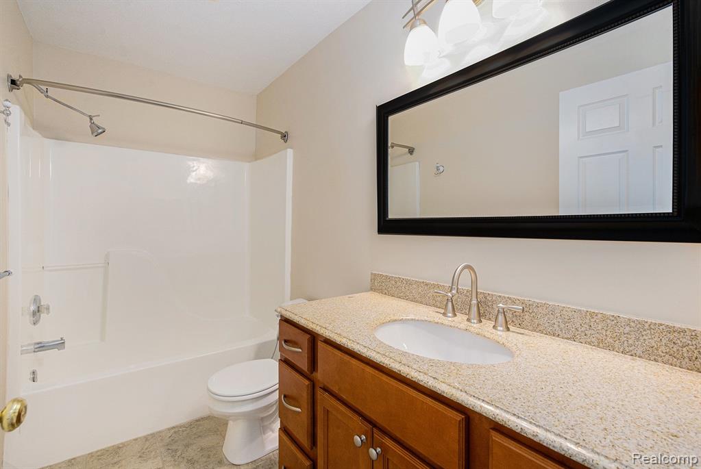 3598 Bent Trail Drive, Ann Arbor, MI 48108 — Photo 27