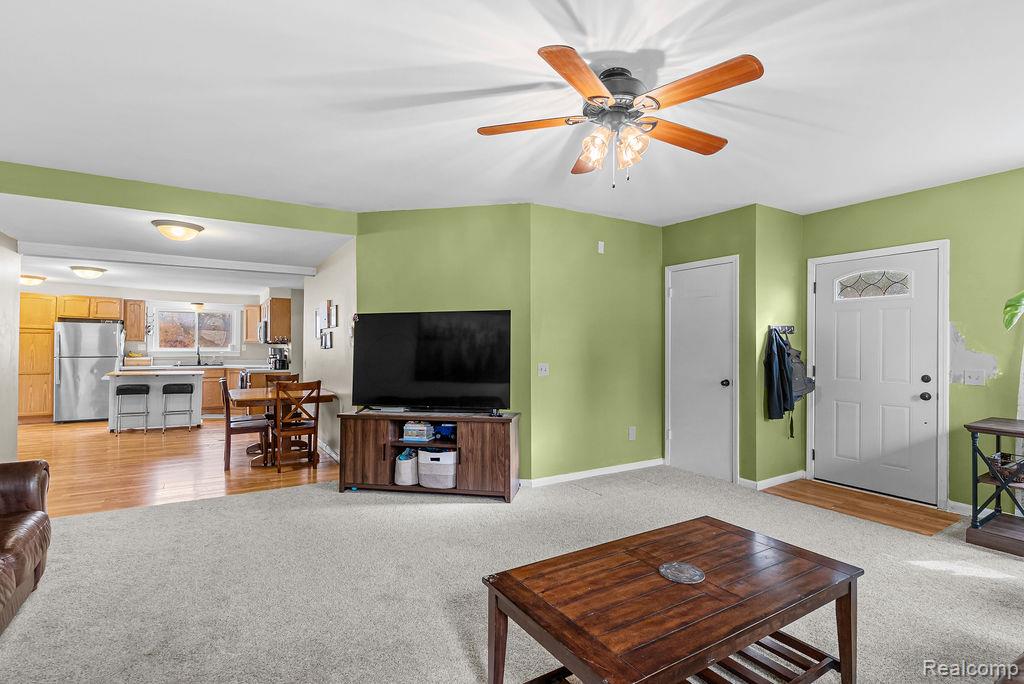 5482 Grand Blanc Road, Swartz Creek, MI 48473 — Photo 7