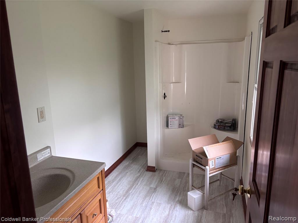 39883 Duluth Street, Harrison Township, MI — Photo 51