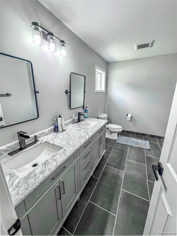 3982 Ontario Drive, Auburn Hills, MI 48326 — Photo 12