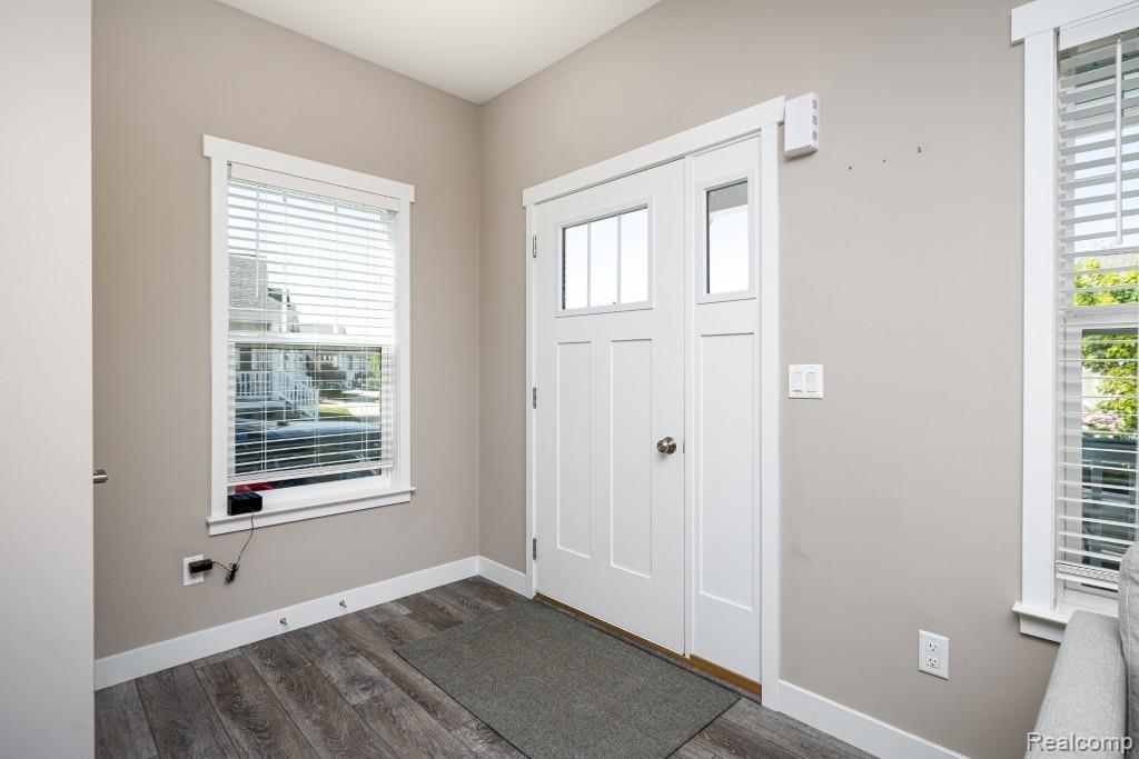 9261 Regency Boulevard, Pinckney, MI 48169 — Photo 7