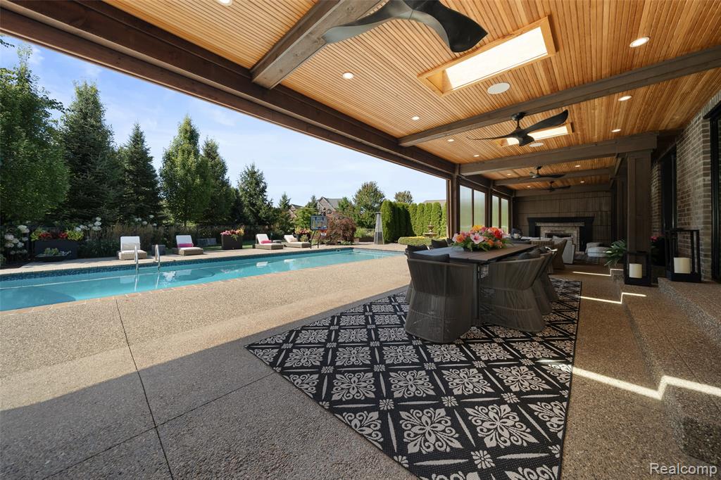 3625 N Century Oak Circle, Oakland, MI — Photo 32
