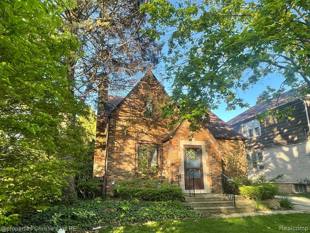 532 SAINT CLAIR Street, Grosse Pointe, MI 48230 — Photo 3