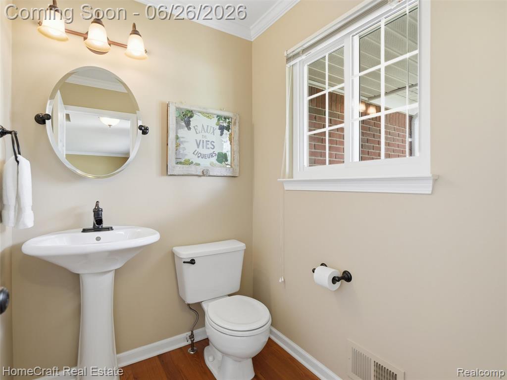3383 MILCROFT Court, Canton, MI 48188 — Photo 11