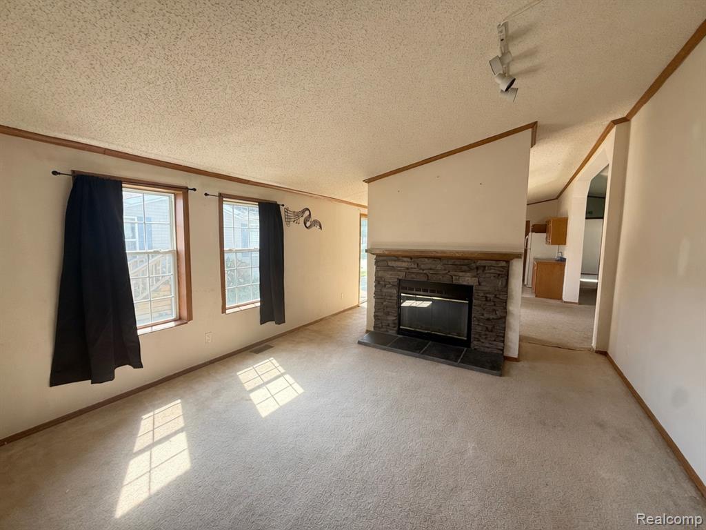 7023 Scarborough Lane, Whitmore Lake, MI 48189 — Photo 16
