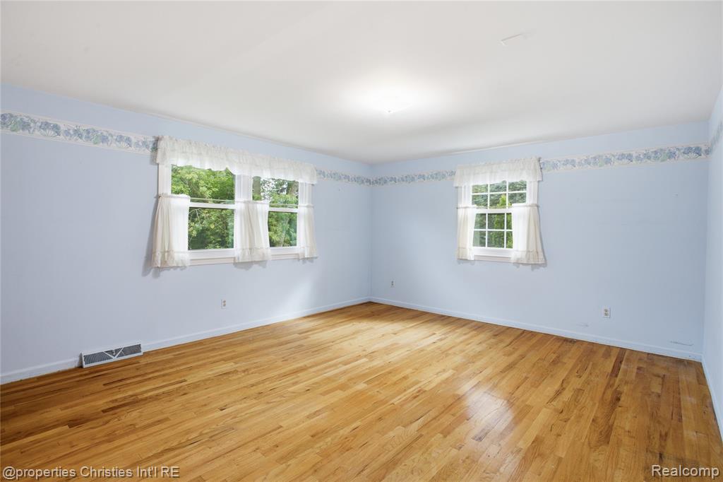 7110 Paterese Drive, Bloomfield Hills, MI 48301 — Photo 30