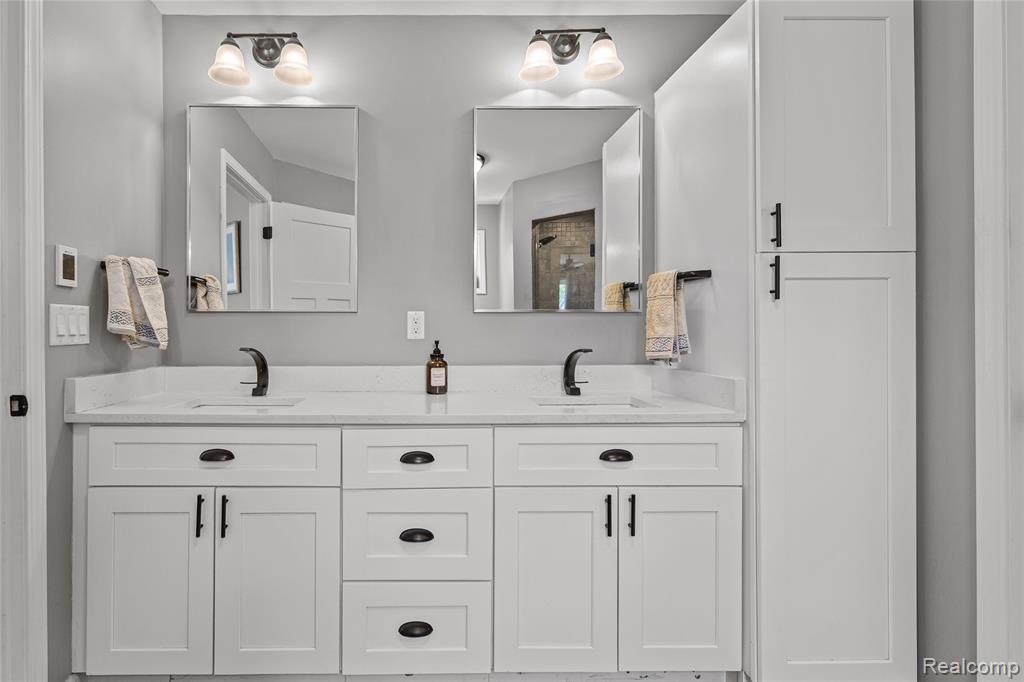 818 Mohawk Avenue, Royal Oak, MI 48067 — Photo 40