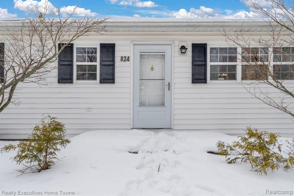3211 Keewahdin #124, Fort Gratiot, MI 48059 — Photo 5