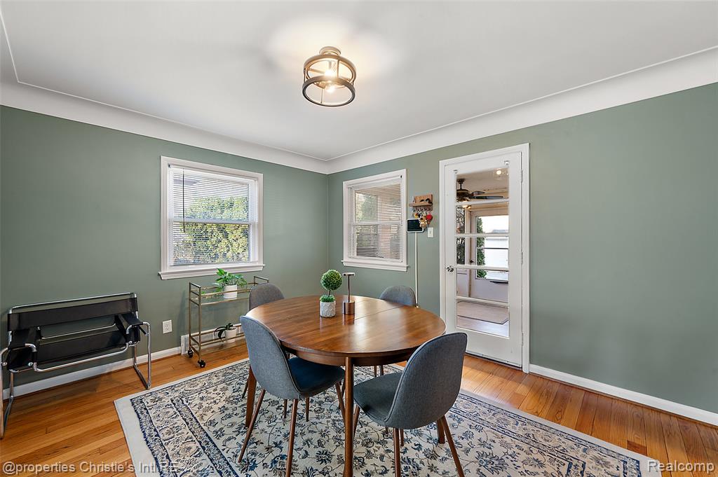 852 Harcourt Road, Grosse Pointe Park, MI 48230 — Photo 15