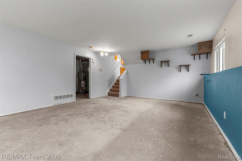 2714 Hallman Avenue, Waterford, MI 48328 — Photo 26