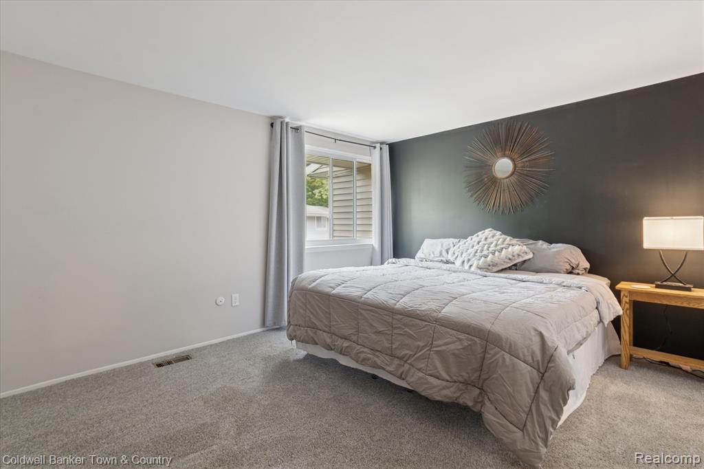 616 Rickett Road, 124, Brighton, MI 48116 — Photo 14
