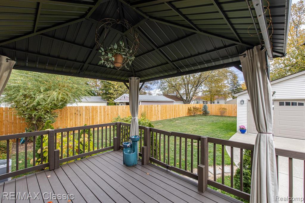 4422 Rosewold Avenue, Royal Oak, MI 48073 — Photo 4