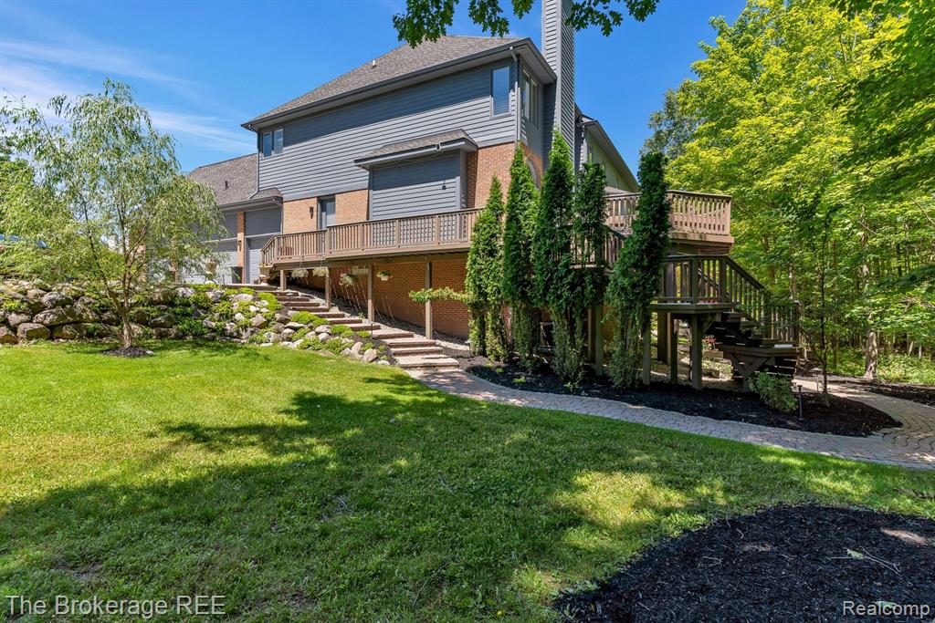 6995 HAWK WOODS Court, West Bloomfield, MI — Photo 59