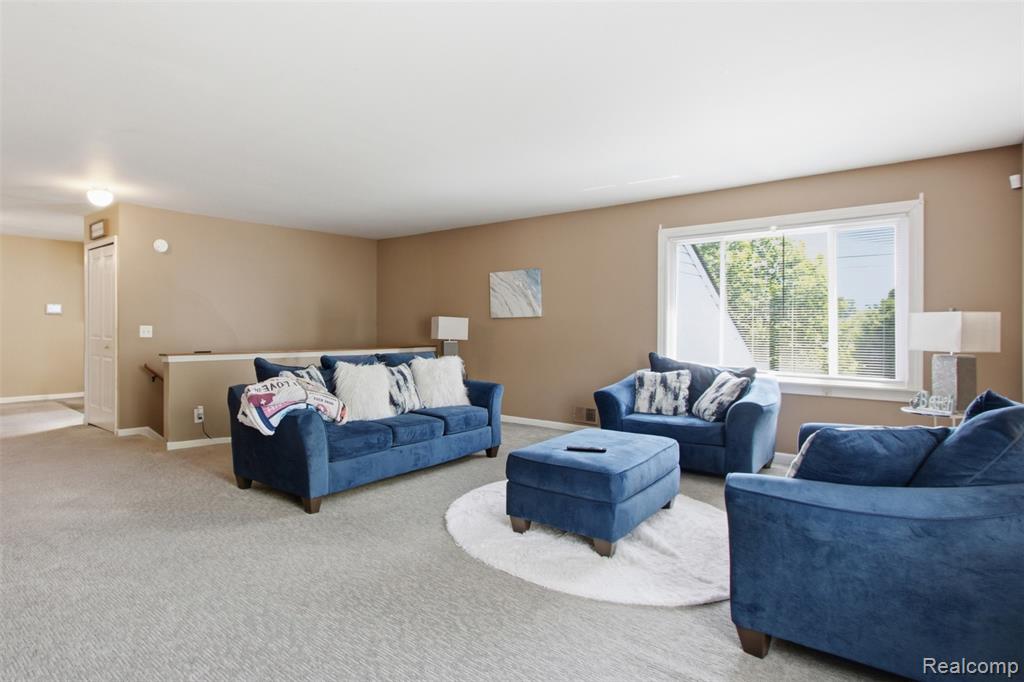 735 Claire Pointe Circle, Saint Clair Shores, MI 48081 — Photo 4