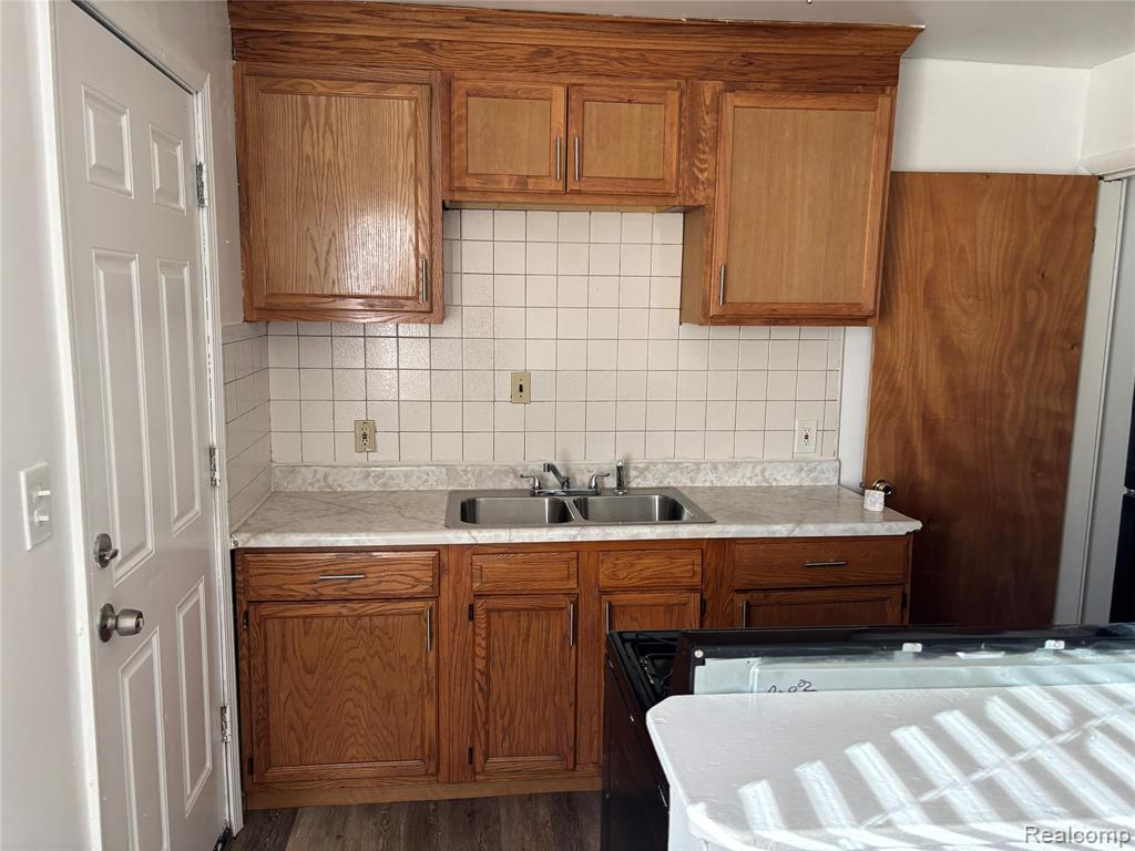 20801 Plymouth Road, Detroit, MI 48228 — Photo 9