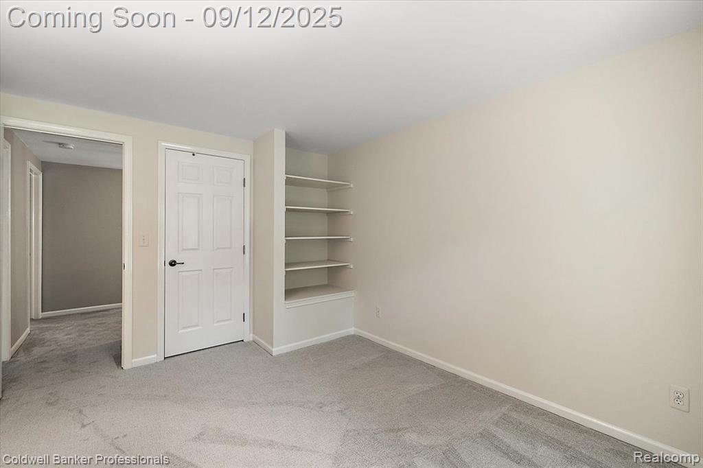 49238 Plum Tree Drive, Plymouth, MI 48170 — Photo 48
