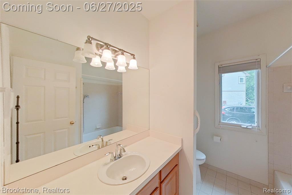 47324 Labana Drive, Canton, MI 48187 — Photo 14