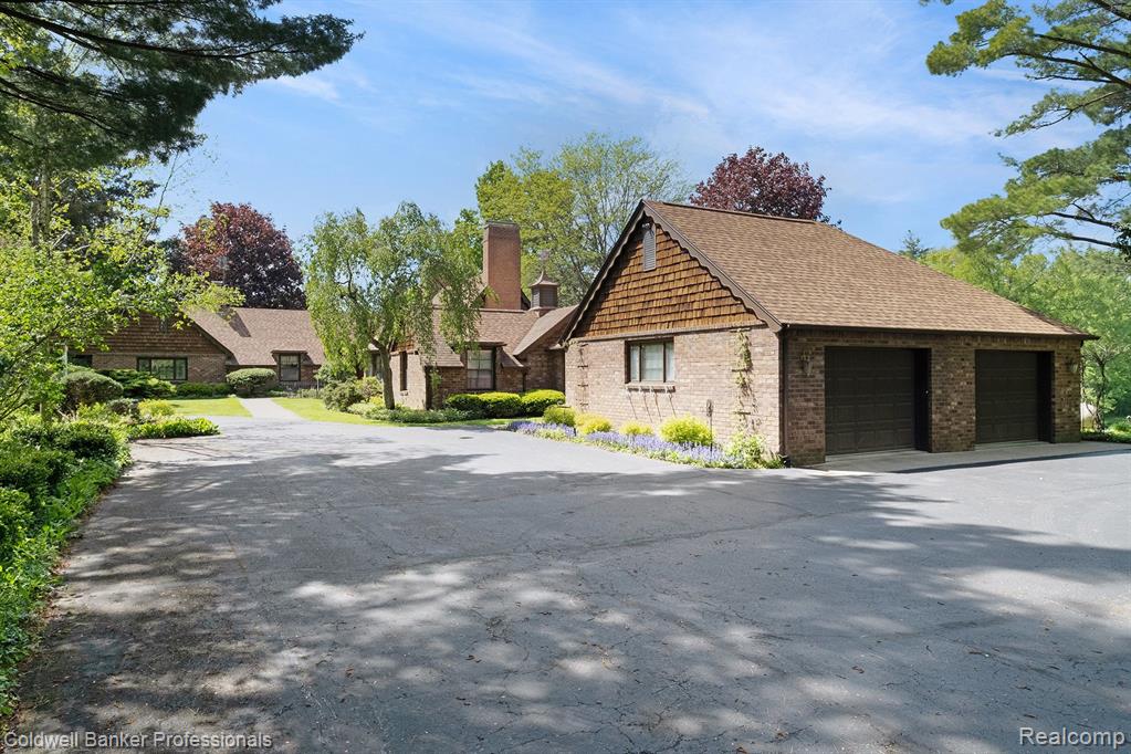 2103 E NEWARK Road, Lapeer, MI 48446 — Photo 49