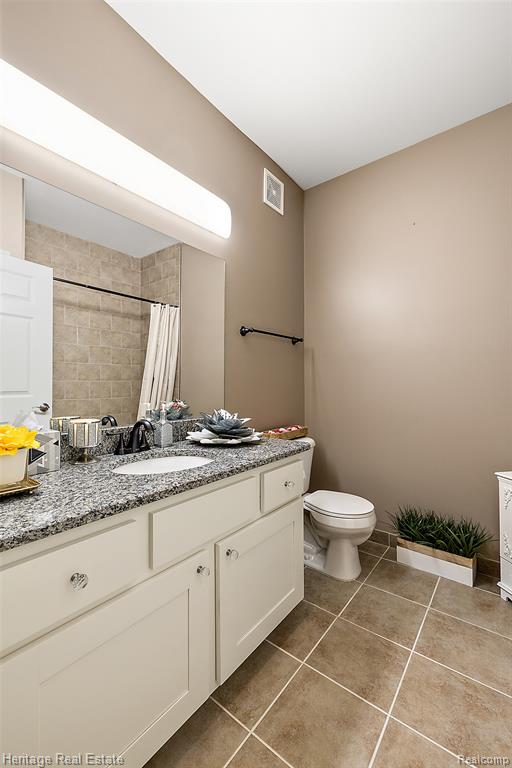7892 Marie Drive, Utica, MI 48316 — Photo 19