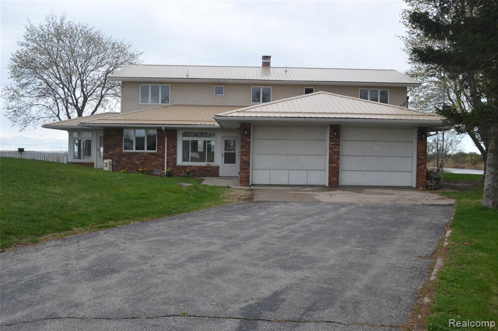 2216 E Bay Ridge Drive, Au Gres, MI 48703