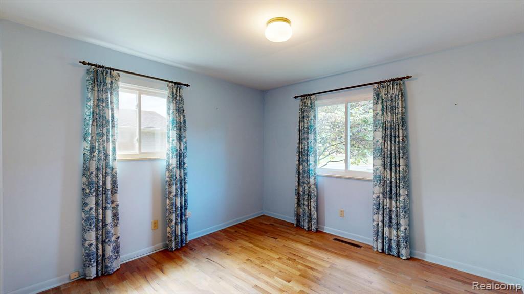 5204 Applewood Drive, Flushing, MI 48433 — Photo 50