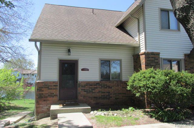 7310 BLUEWATER Drive, Clarkston, MI 48348 — front exterior