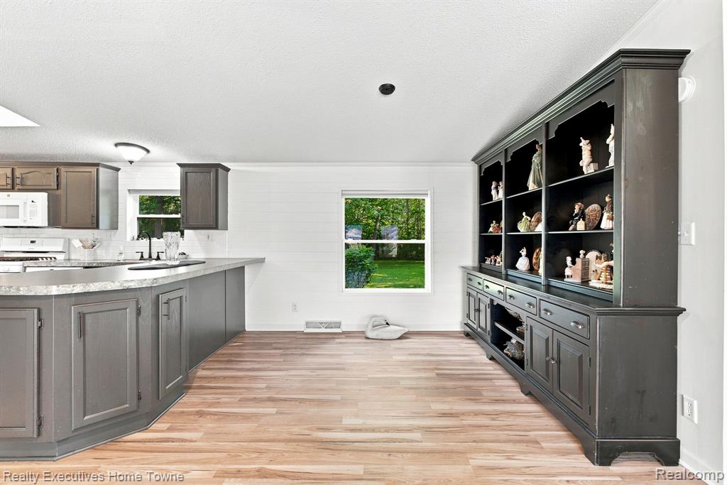508 Bush Lake Lane, Kimball, MI — Photo 9