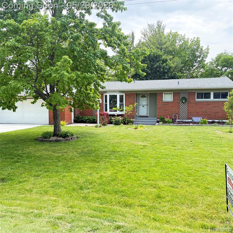 1451 Wilshire Road, Haslett, MI 48840