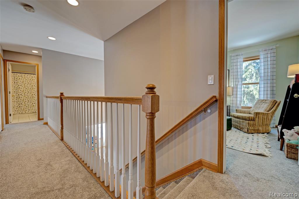 9619 Tree Top Court, Pinckney, MI, 48169