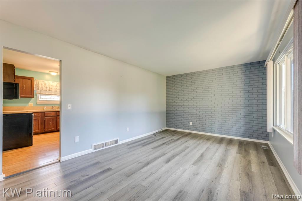 6481 Lakeshore Road, Burtchville, MI 48059 — Photo 7